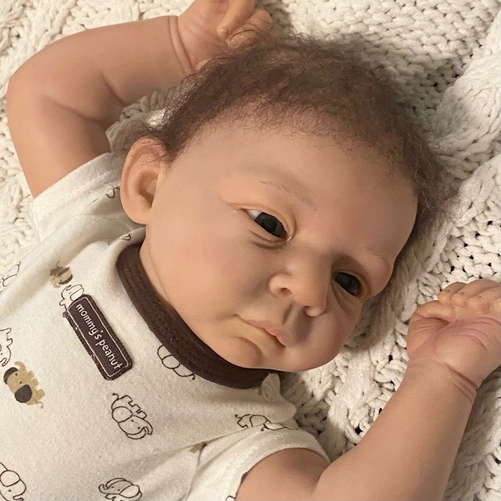 Reborn Doll Finn by Linde Scherer